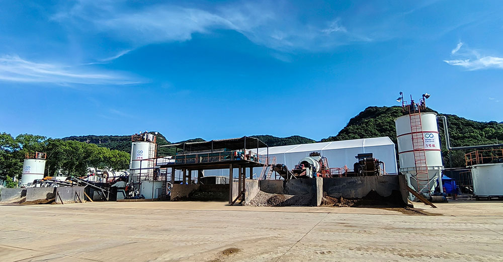 Fixed washing and remediation plant