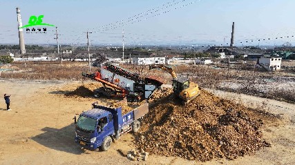 Construction Waste Recycling: Desen’s Mobile Screening plant Turns Trash into Building Materials