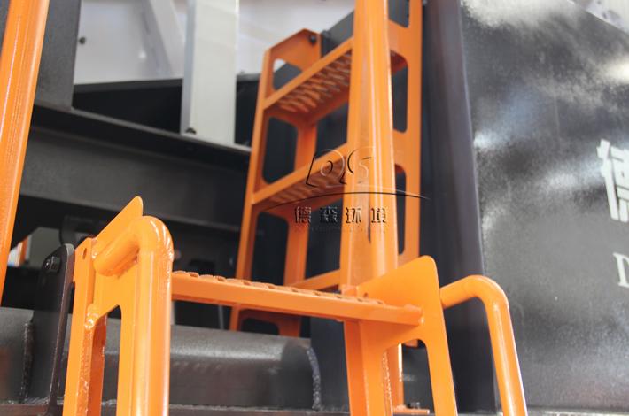 How does Desen Washing Factory help mine soil regain 