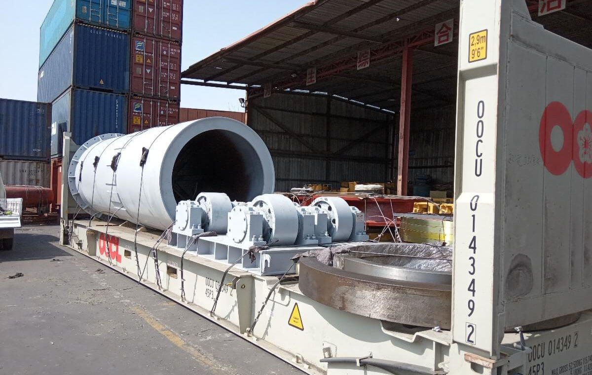 Port departure ceremony for soil leaching remediation project