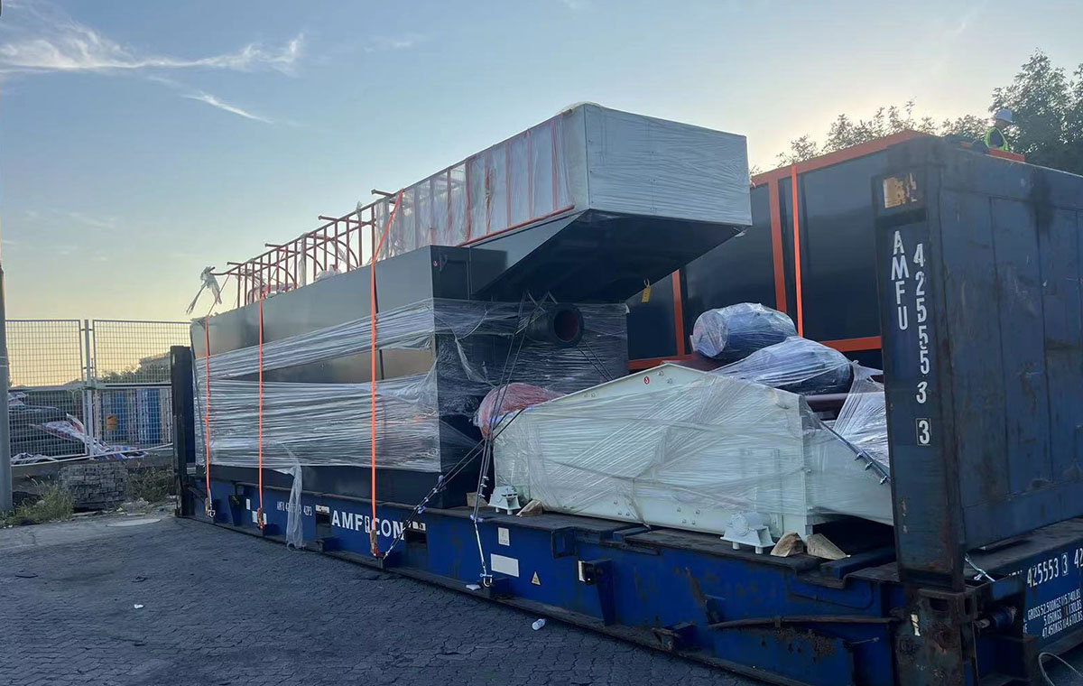 Port delivery