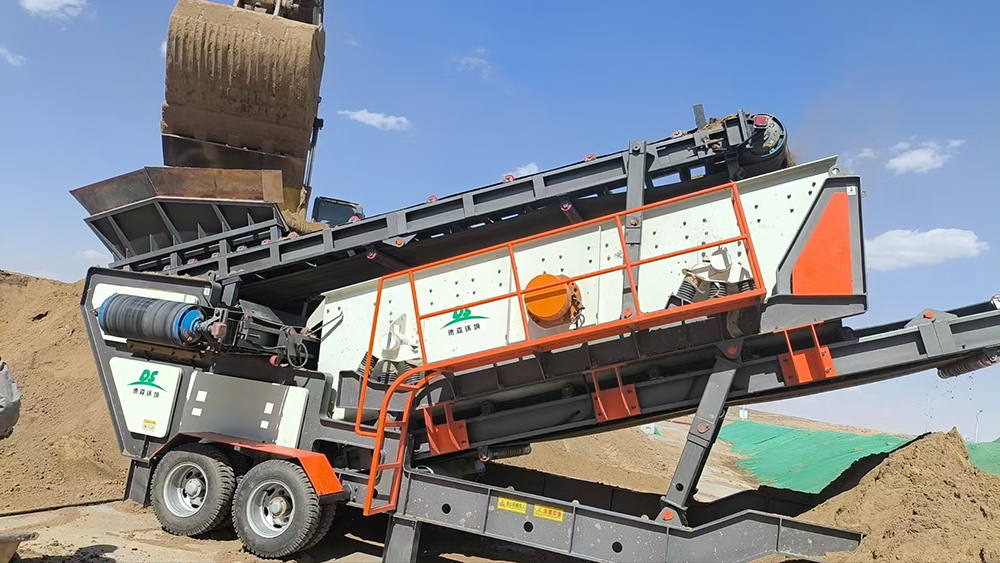 Desen mobile screening plant, with flexible mobility and efficient screening, empowers environmental protection sorting projects