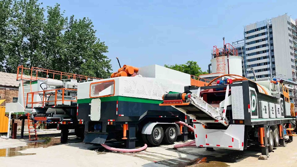 Desen Soil Remediation Vehicle - A Technological Pioneer in Petroleum-Contaminated Soil Remediation